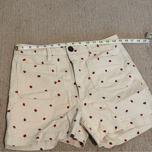 Madewell Strawberry Print Emmett Shorts - Picture 5 of 7